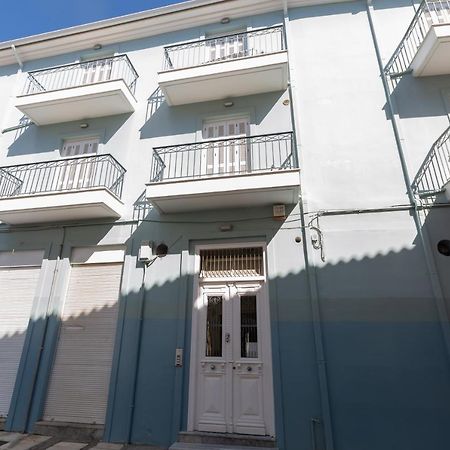 Magnolia - Apartment In Kalamata Exterior foto
